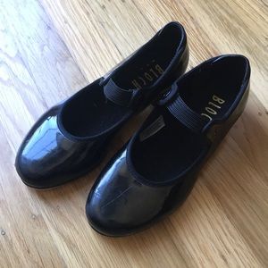Bloch tap shoes - size 13.5 little kids